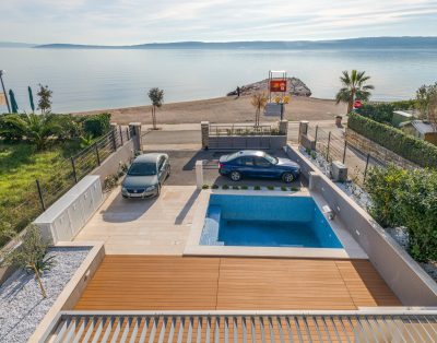 Beachfront Villa Costabella